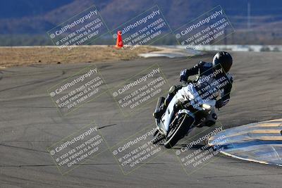 media/Jan-09-2022-SoCal Trackdays (Sun) [[2b1fec8404]]/Turns 9 and 8 (920am)/